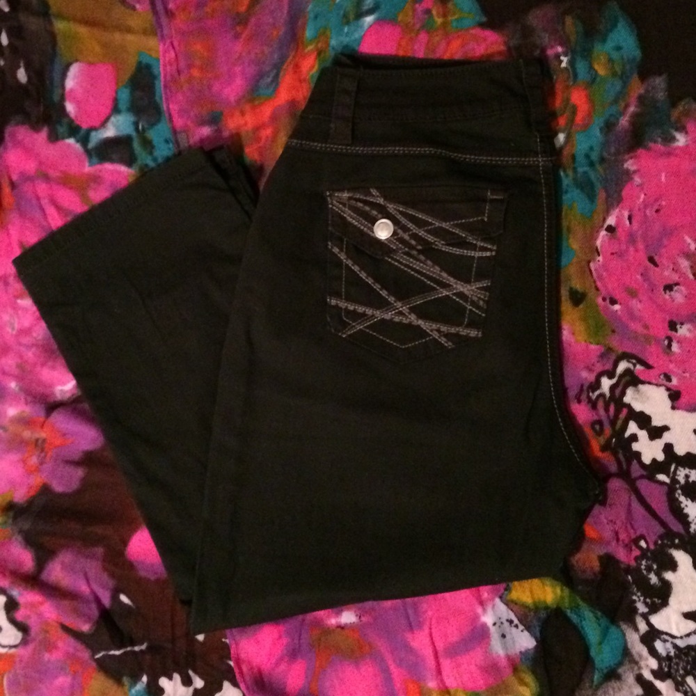 Lee’s Slender Secret Capris